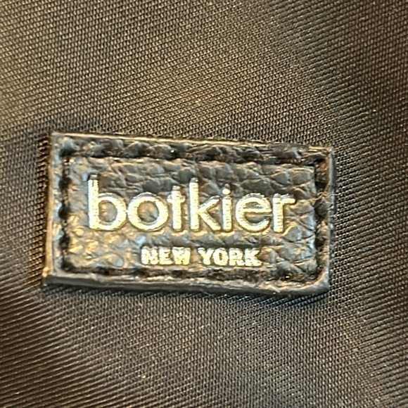 Botkier New York Black Nylon Trigger City Backpack Tote Bag - Picture 4 of 8